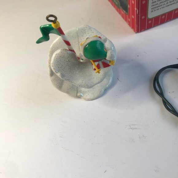 Noma Vintage 90s Ornamotion SKI RACE Rotating Christmas Tree Ornament 1995 Motor - Picture 10 of 14